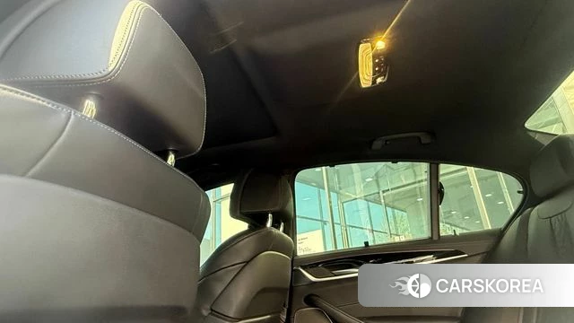 BMW 5 Series (G30) id 3910042 из Кореи 10