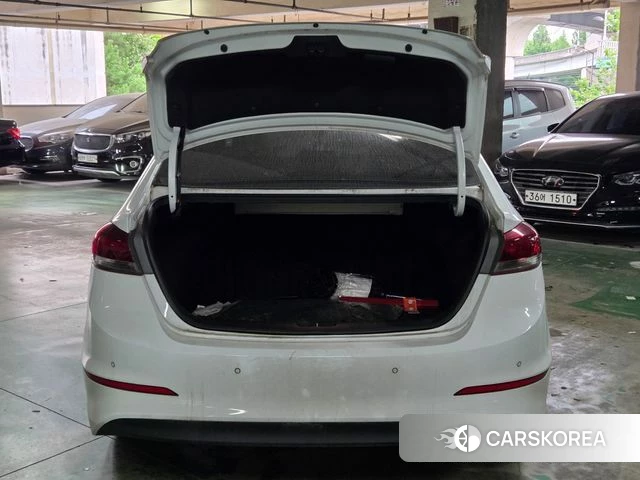Hyundai Avante AD id 4546976 из Кореи 10