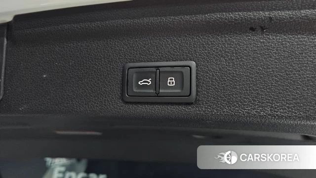 Audi Q3 (F3) id 4408836 из Кореи 10