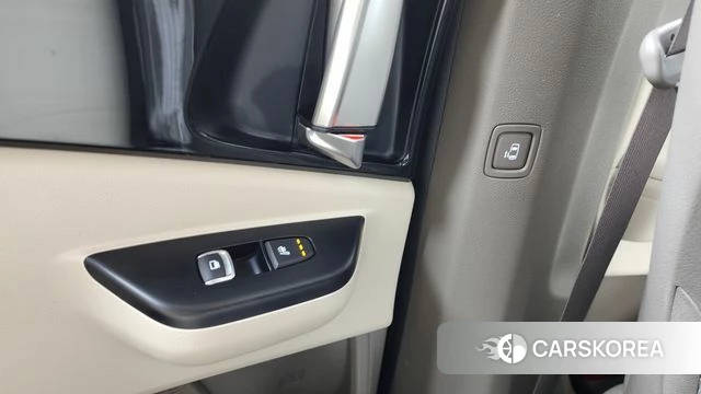 Kia Carnival 4th generation id 4422365 из Кореи 10