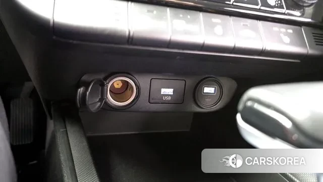 Hyundai Avante (CN7) id 3438991 из Кореи 10