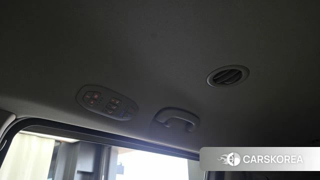 Kia All New Carnival id 4459758 из Кореи 10