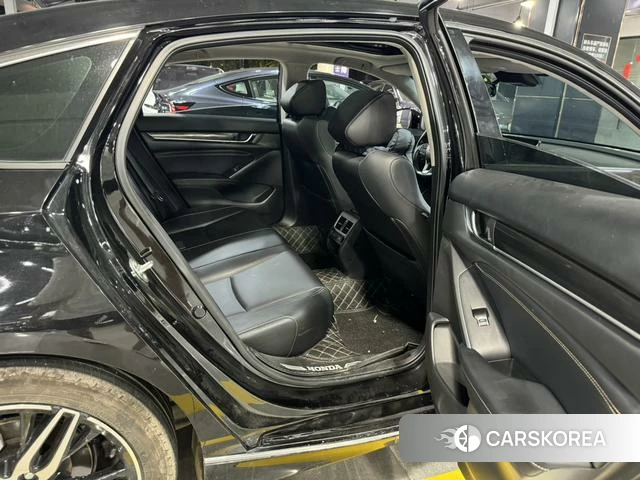 Honda Accord id 4301225 из Китая 10