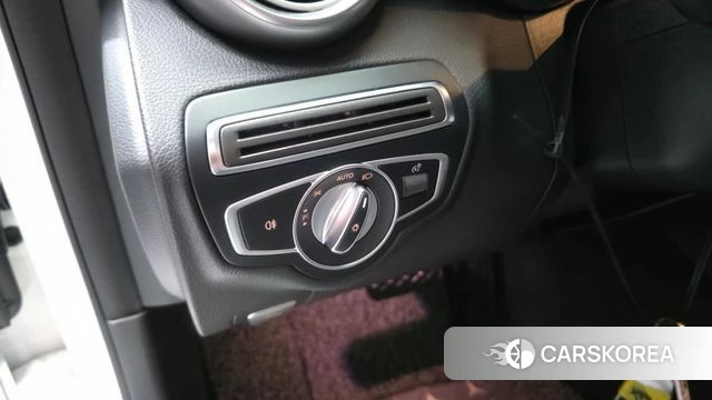Mercedes-Benz C-Class W205 id 4698734 из Кореи 10
