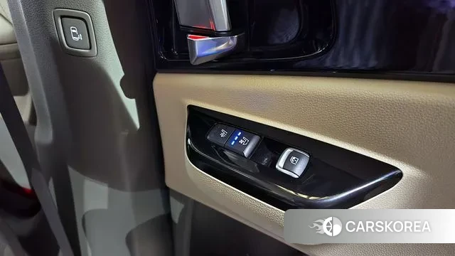 Kia Carnival 4th generation id 3027831 из Кореи 10