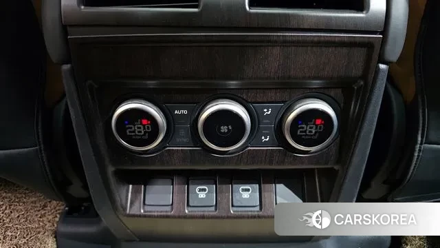 Land Rover Defender (L663) id 3740540 из Кореи 10