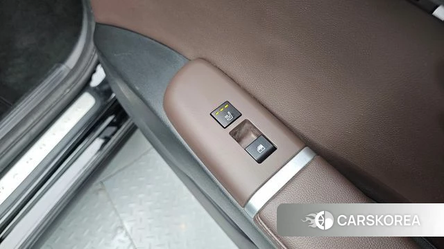 Hyundai Grandeur Hybrid (GN7) id 4500055 из Кореи 10