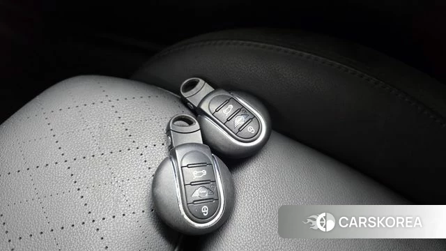 Mini Cooper Electric id 4792820 из Кореи 10