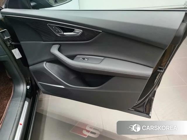 Audi Q8 id 4301536 из Китая 10