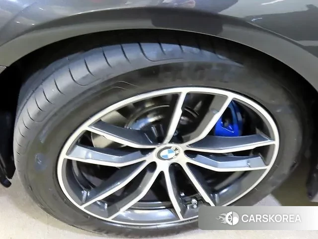 BMW 5 Series (G30) id 3442523 из Кореи 10