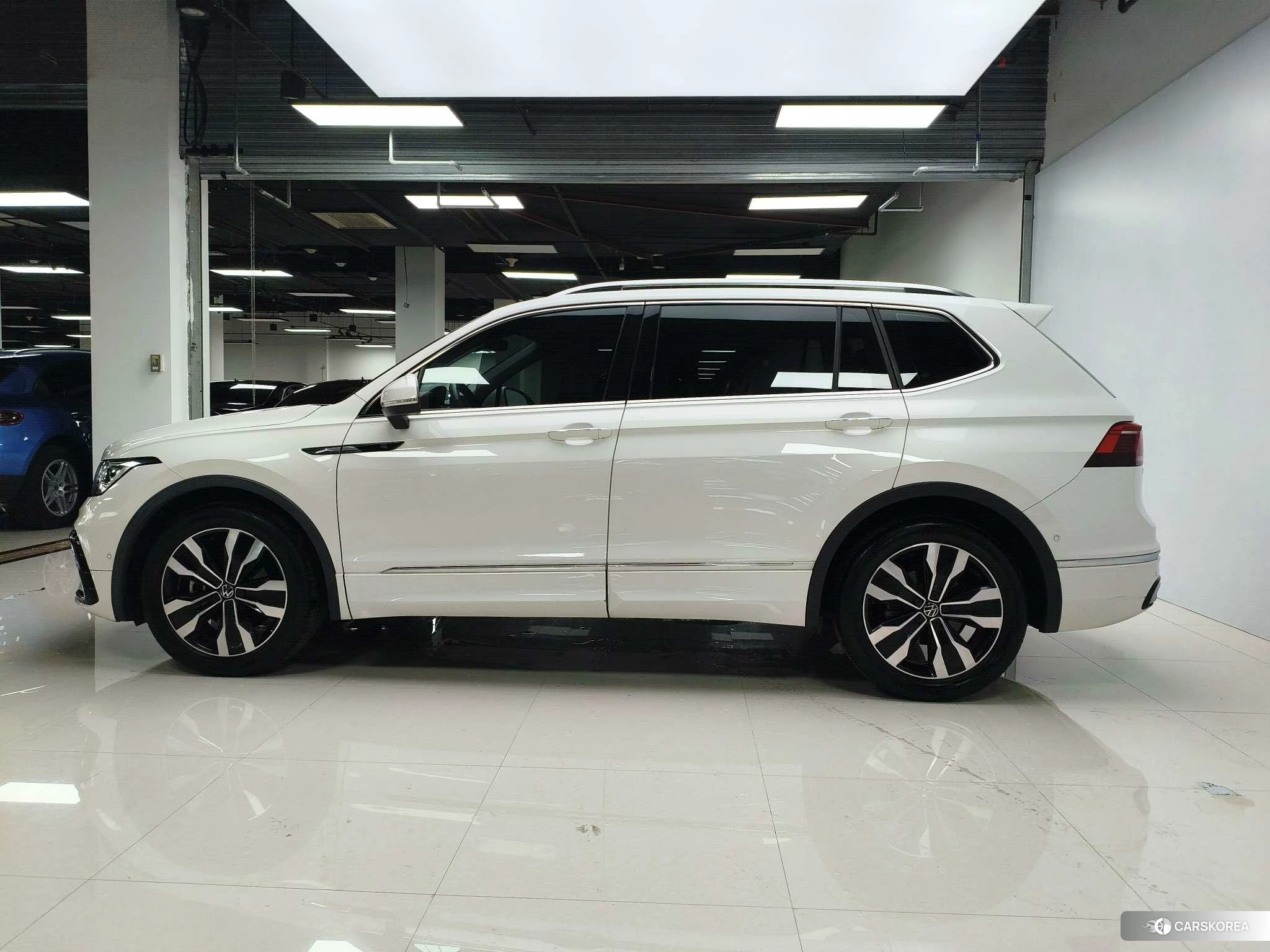 Volkswagen Tiguan L id 4498609 из Китая 10