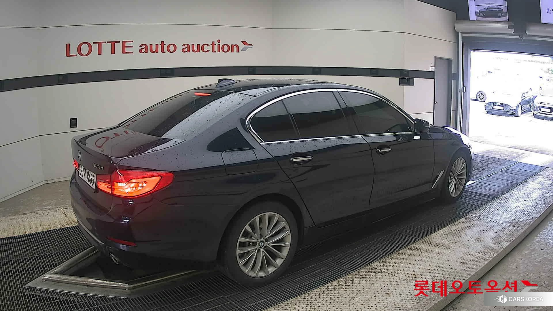 BMW  520d id 4498332 из Кореи 10