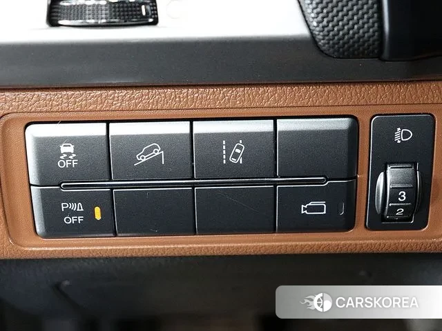 Ssangyong Rexton Sports Cannes id 3636521 из Кореи 10