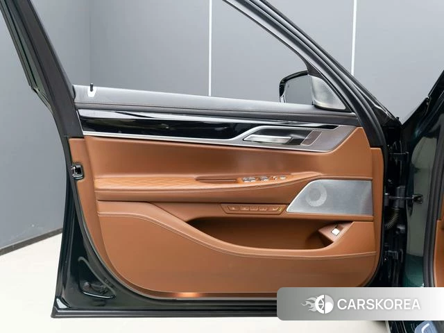 BMW 7 series id 4265255 из Китая 10