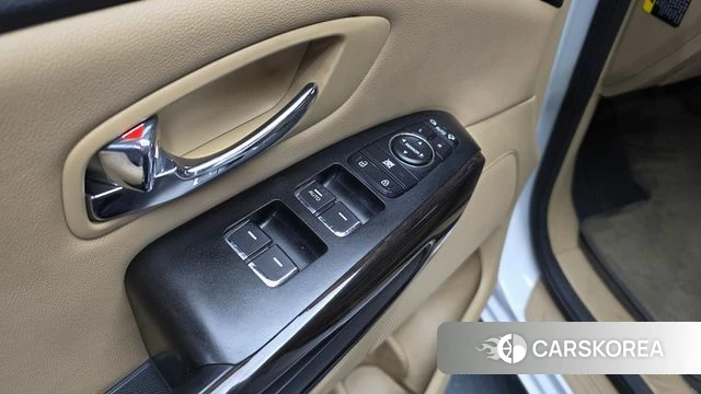Kia All New Carnival id 4882750 из Кореи 10