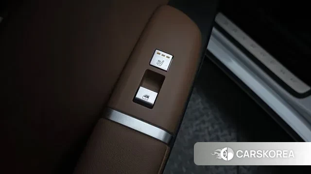 Hyundai Grandeur (GN7) id 3452543 из Кореи 10