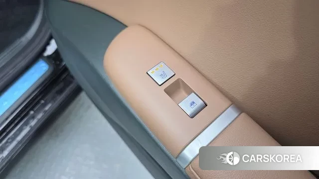 Hyundai Grandeur Hybrid (GN7) id 3596249 из Кореи 10