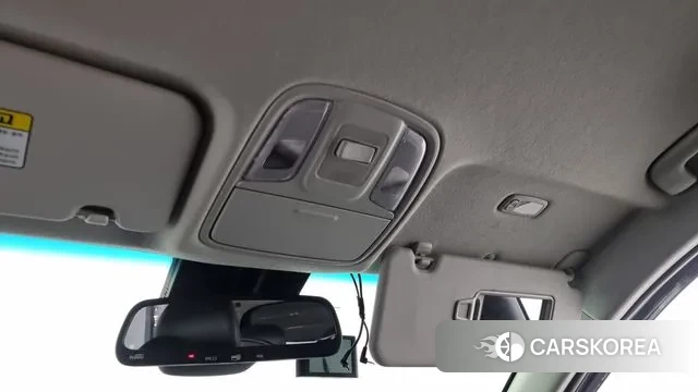 Kia Niro id 3150436 из Кореи 10