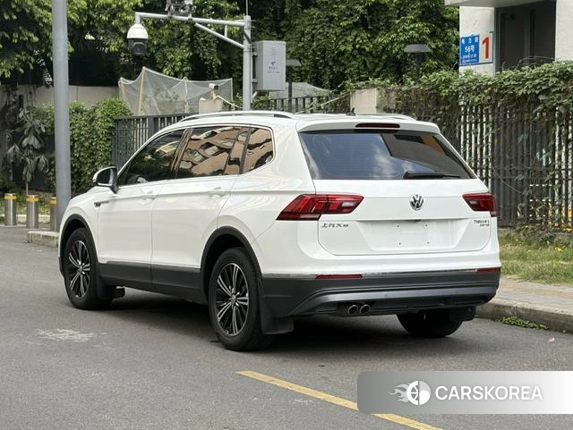 Volkswagen Tiguan L id 4219865 из Китая 10