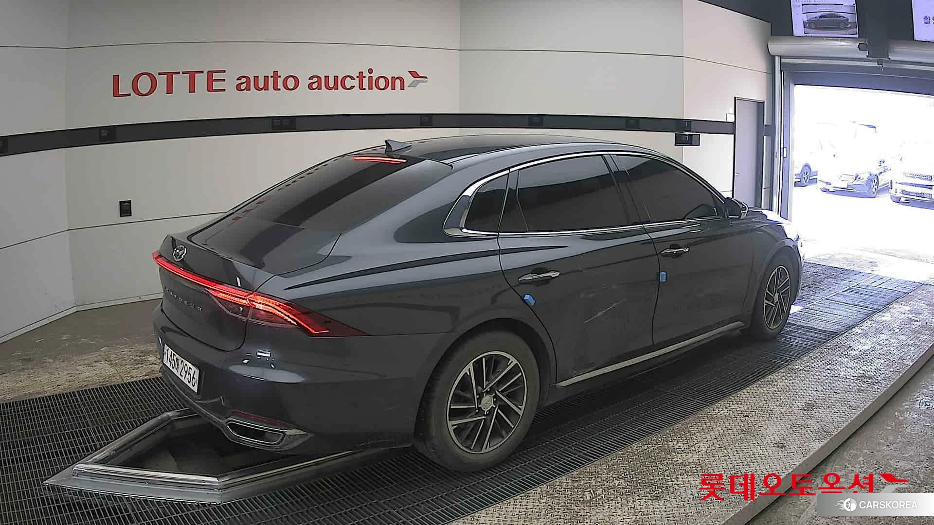 Hyundai Grandeur id 3882077 из Кореи 10