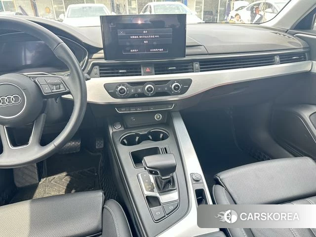 Audi A4L id 4274330 из Китая 10