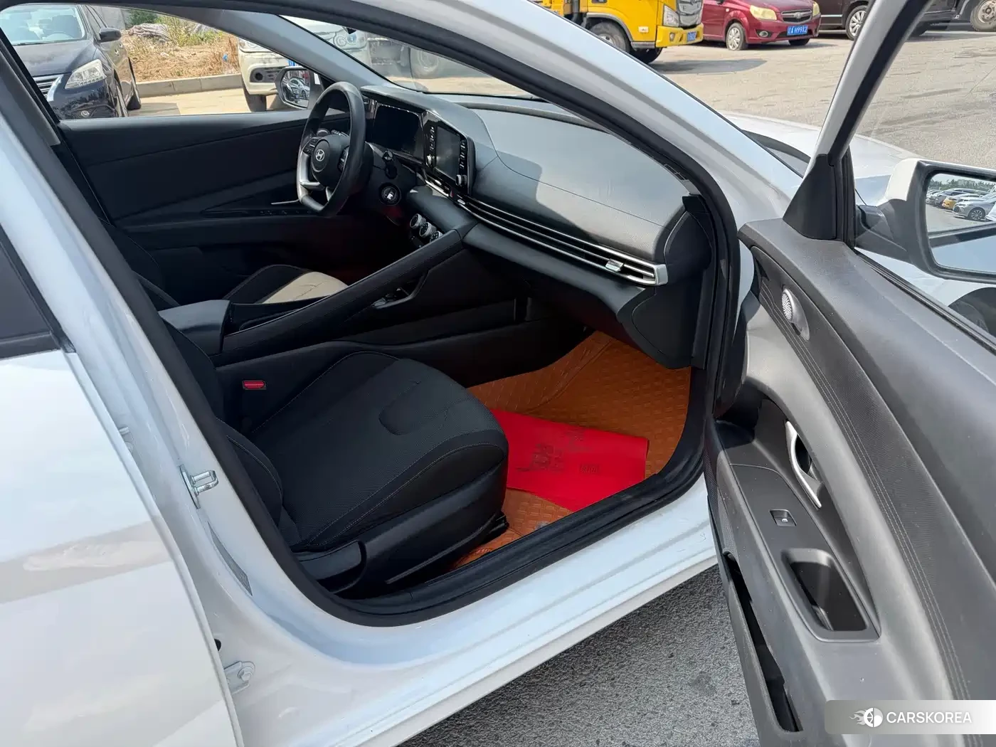 Hyundai Elantra id 4653932 из Китая 10