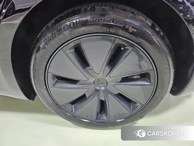 Tesla Model 3 id 3371973 из Кореи 10