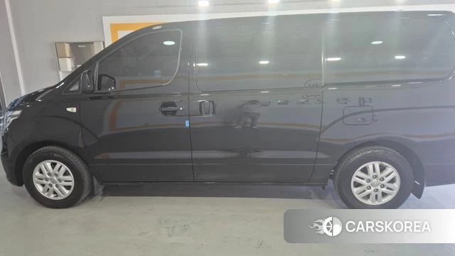 Hyundai The New Grand Starex id 4446416 из Кореи 10