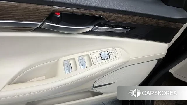 Genesis G90 id 3687321 из Кореи 10