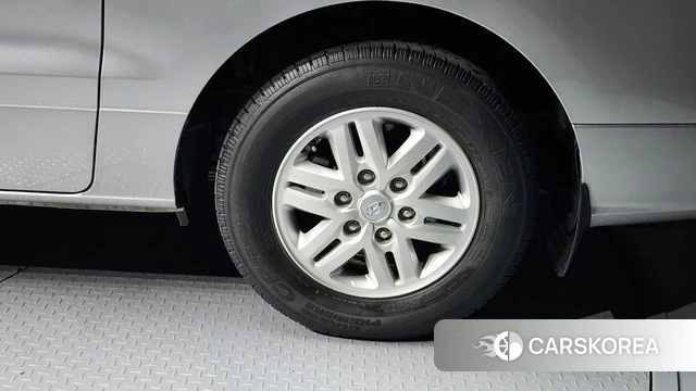 Hyundai The New Grand Starex id 3866483 из Кореи 10