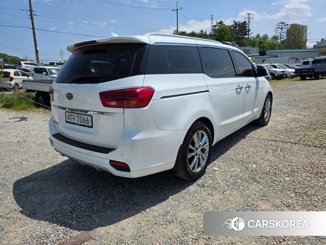 Kia The New Carnival id 4225781 из Кореи 10