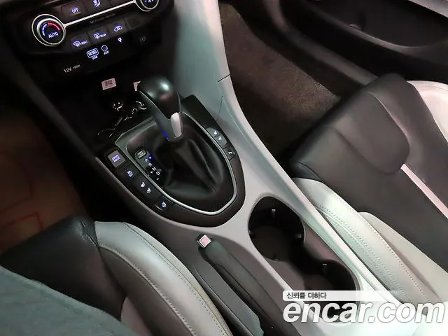 Hyundai Veloster (JS) id 2517382 из Кореи 10