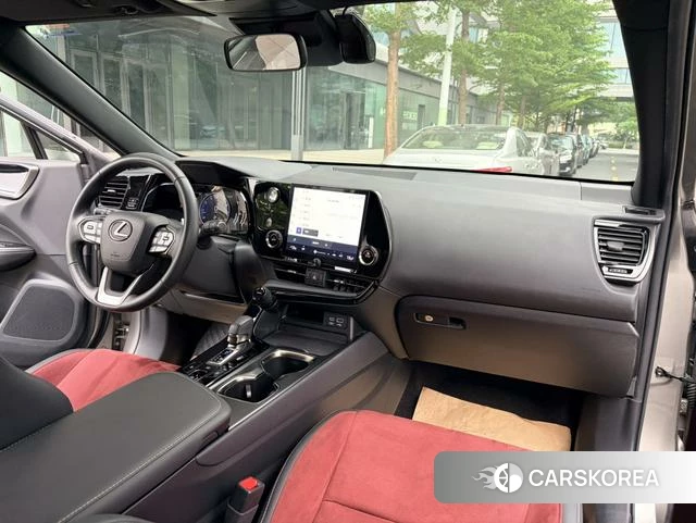 Lexus NX id 4276988 из Китая 10