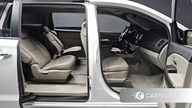 Kia The New Carnival id 3748187 из Кореи 10