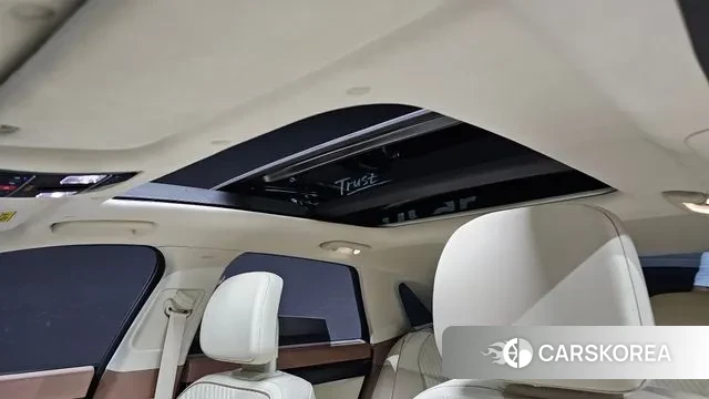 Hyundai Grandeur Hybrid (GN7) id 3333337 из Кореи 10