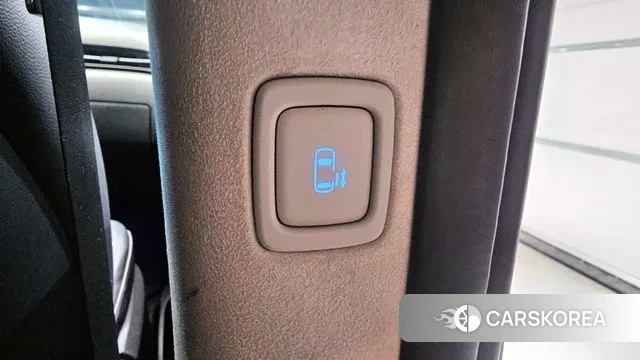 Hyundai Staria id 3615339 из Кореи 10