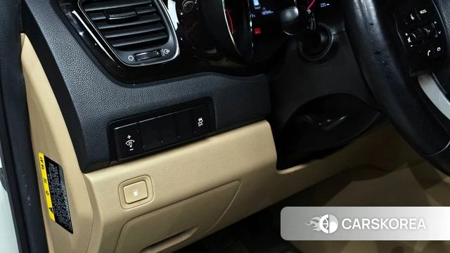 Kia The New Carnival id 3894126 из Кореи 10