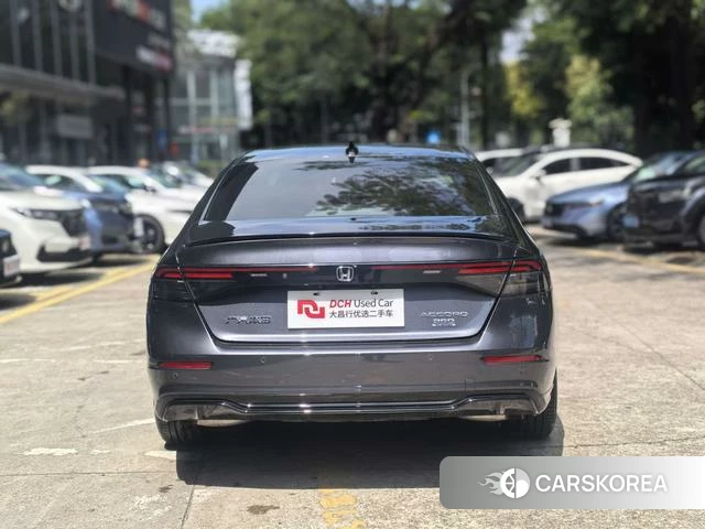 Honda Accord id 4278050 из Китая 10