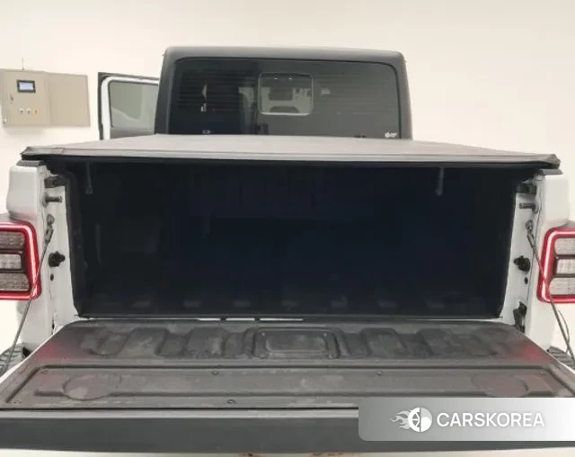 Jeep Gladiator (JT) id 3596837 из Кореи 10