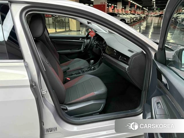 Volkswagen Bora id 4374715 из Китая 10