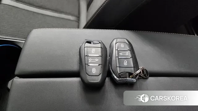 Peugeot 5008 second generation id 3474174 из Кореи 10