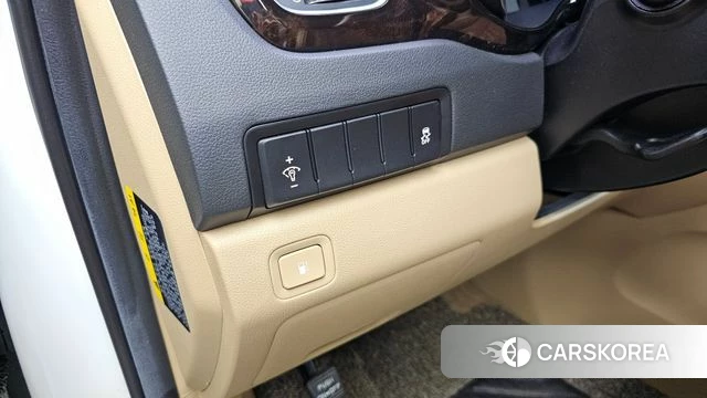 Kia The New Carnival id 4483290 из Кореи 10