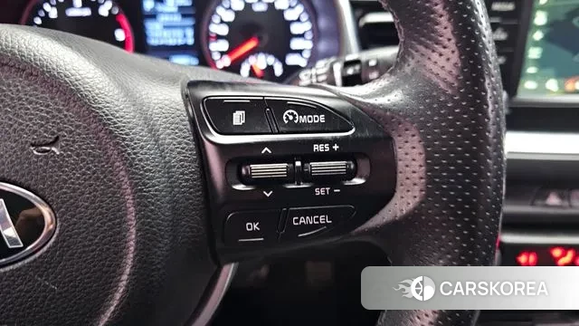 Kia Stonic id 3647093 из Кореи 10