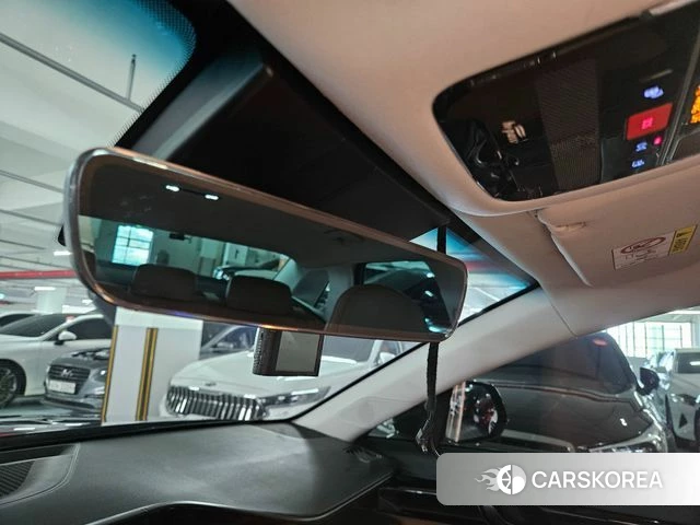 Hyundai Grandeur (GN7) id 3940554 из Кореи 10