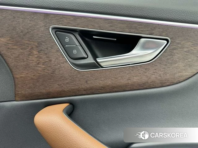 Audi Q7 id 4253391 из Китая 10