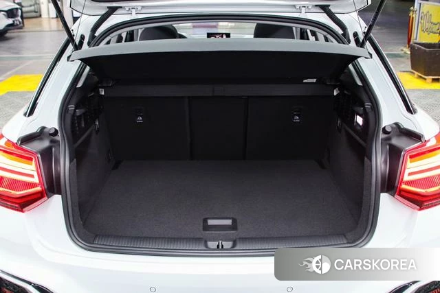 Audi Q2L id 4272906 из Китая 10