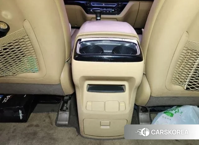 Kia All New Carnival id 3552971 из Кореи 10