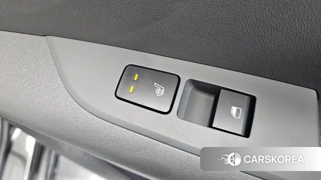 Kia Di Ol Nu Niro id 3556143 из Кореи 10