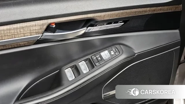 Genesis G90 id 3692538 из Кореи 10