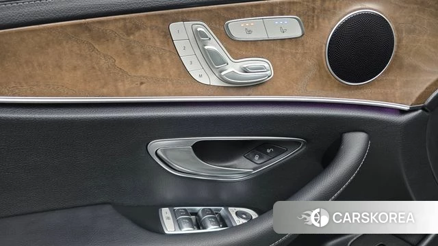 Mercedes-Benz E-Class W213 id 4676066 из Кореи 10